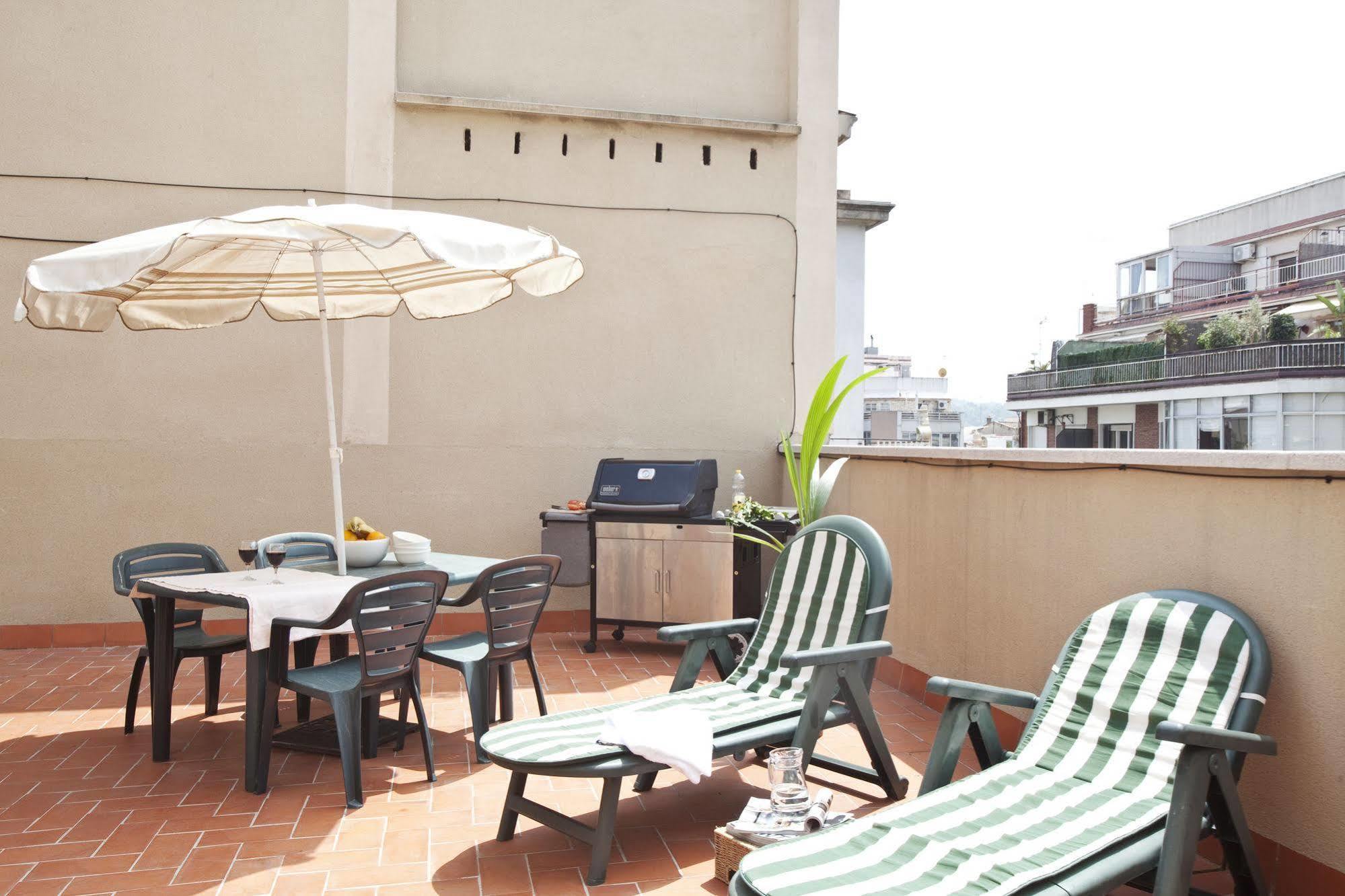 Ainb Eixample-Entenca Apartments Barcelona Exterior foto